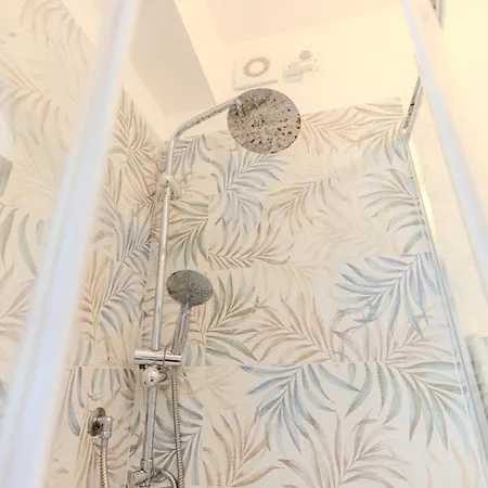 Splendido Monolocale Con Giardino Appartement *