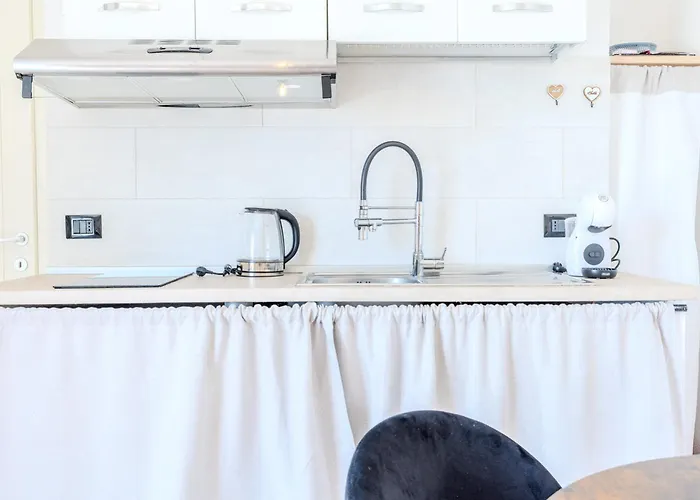 Splendido Monolocale Con Giardino Appartement