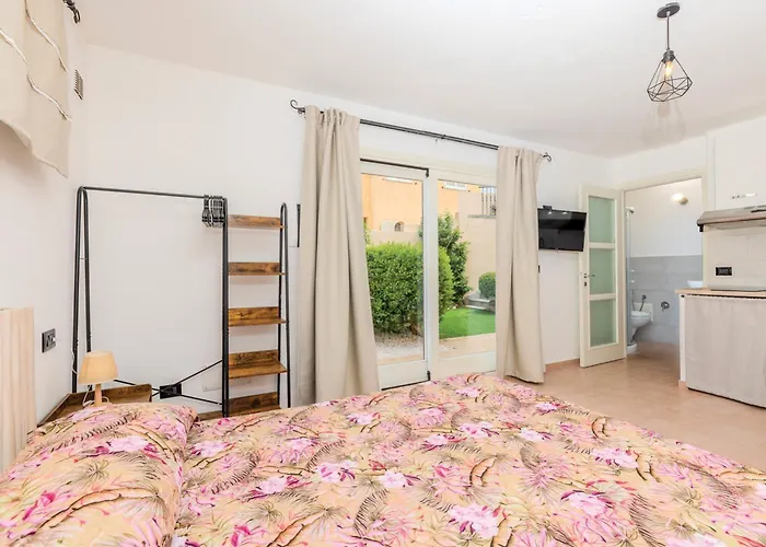 Splendido Monolocale Con Giardino * Olbia